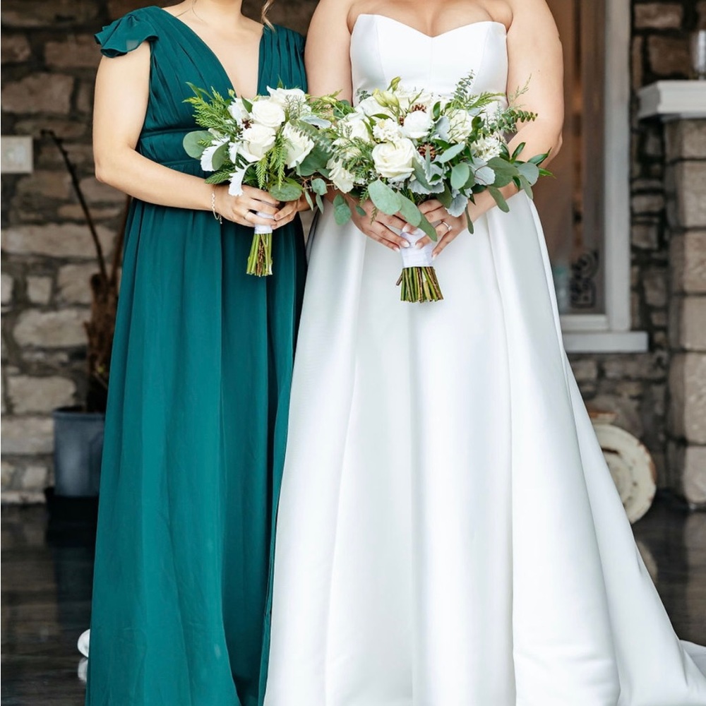 REVELRY Cora chiffon bridesmaids dress in emerald green. Size 12 but altered.
